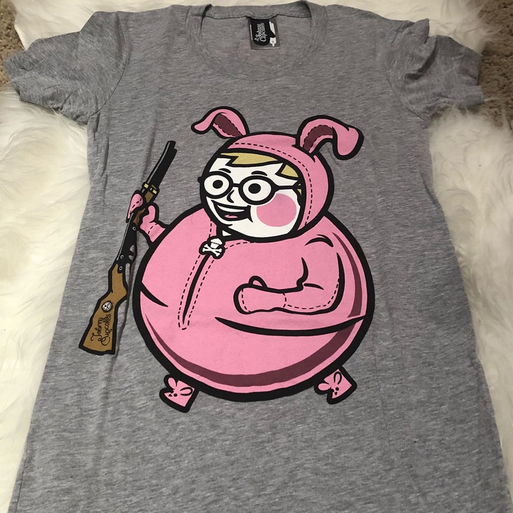 Johnny Cupcakes shirt